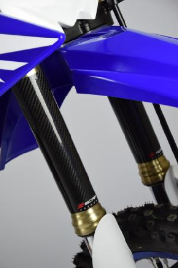 Afbeeldingen van CARBON LOWER FORK WRAPS 240 X 52 MM FITS FROM 125CC