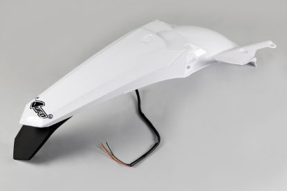 Afbeeldingen van UFO REAR FENDER (W/LED) YAMAHA WHITE - YZF250 14-18 / YZF450 14-17