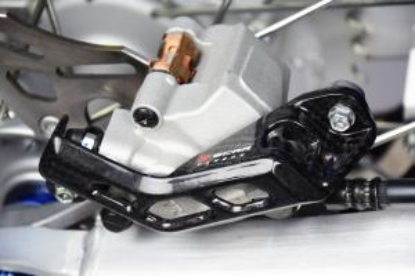Picture of Scar Carbon Achterremklauwbeschermer Honda CRF250X 2004-2017 CRF450R 2002-2019 CRF450RX 2017-2019 CRF450X 2005-2019 Yamaha WR 250 F 2020 WR250F YZ250F YZ450F 2006-2019 WR250R 2008-2017 WR250X 2008-2016 WR450F 2006-2020 YZ125 YZ250 2005-2019